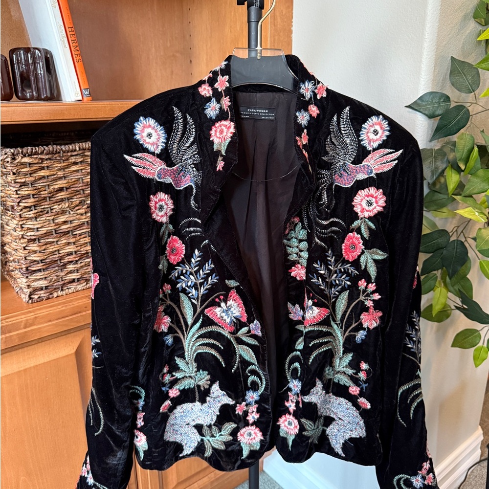SOLD*Zara Black Blazer with Pink Floral Embroidery